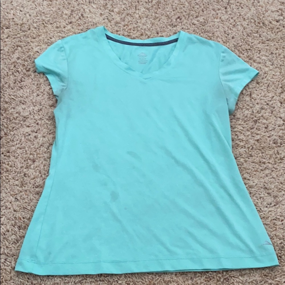 light blue shirt-sleeve athletic shirt